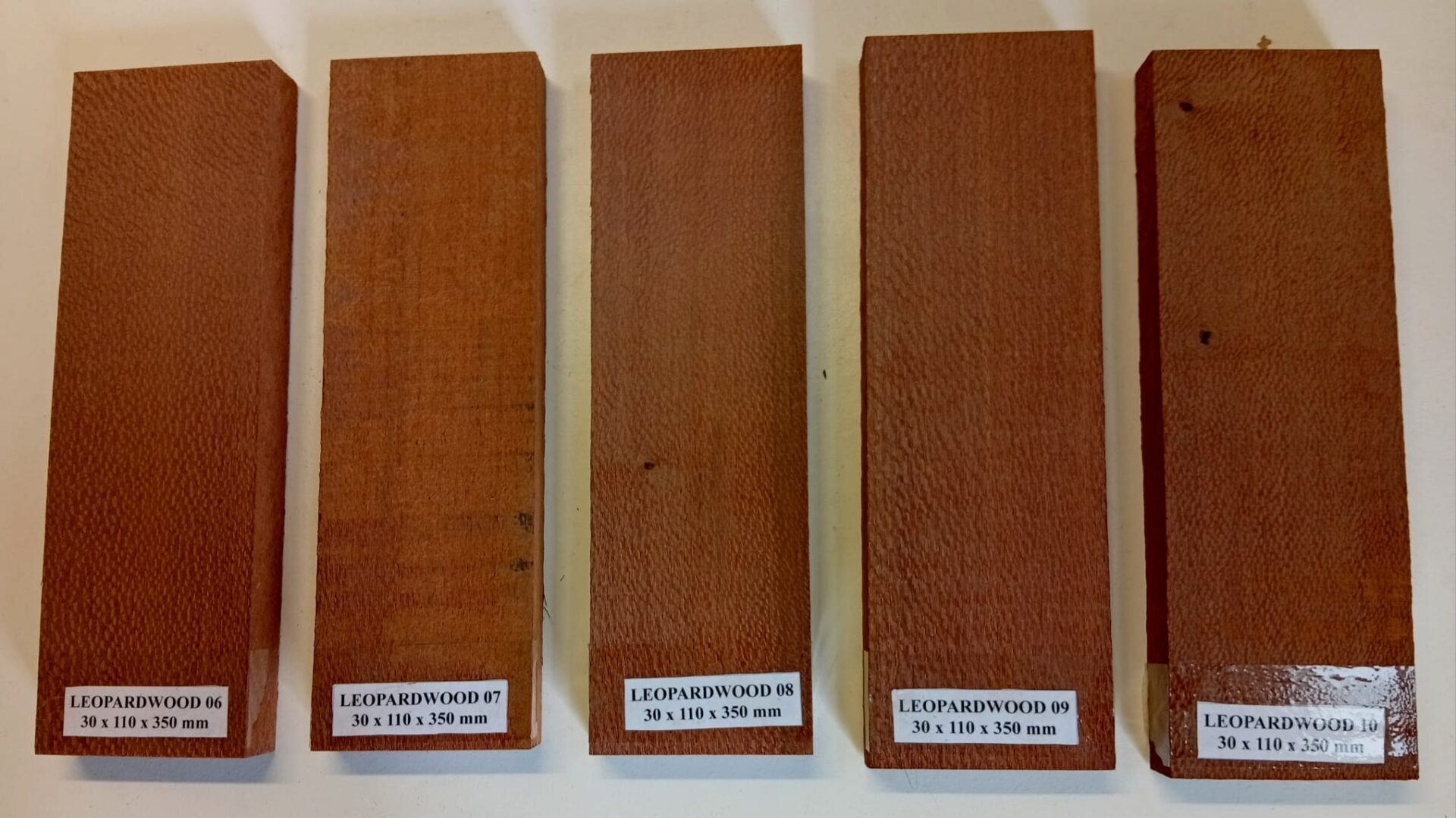 Leopardwood 30 x 110 x 350 mm - Obrázek 3